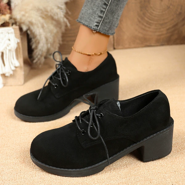 Black lace 2406