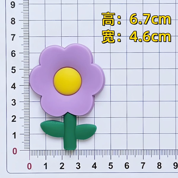 Big leaf flowers light purple