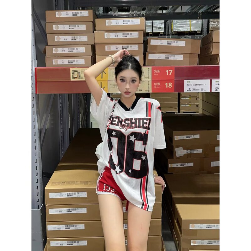 Mogonghe American-Style Spicy Girl V-Neck Top for Women, Jersey-Style Color-Blocking Versatile Short-Sleeve T-Shirt Mogonghe American-Style Spicy Girl V-Neck Top for Women, Jersey-Style Color-Blocking Versatile Short-Sleeve T-Shirt