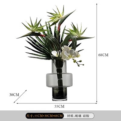 녹색 극락조 꽃꽂이