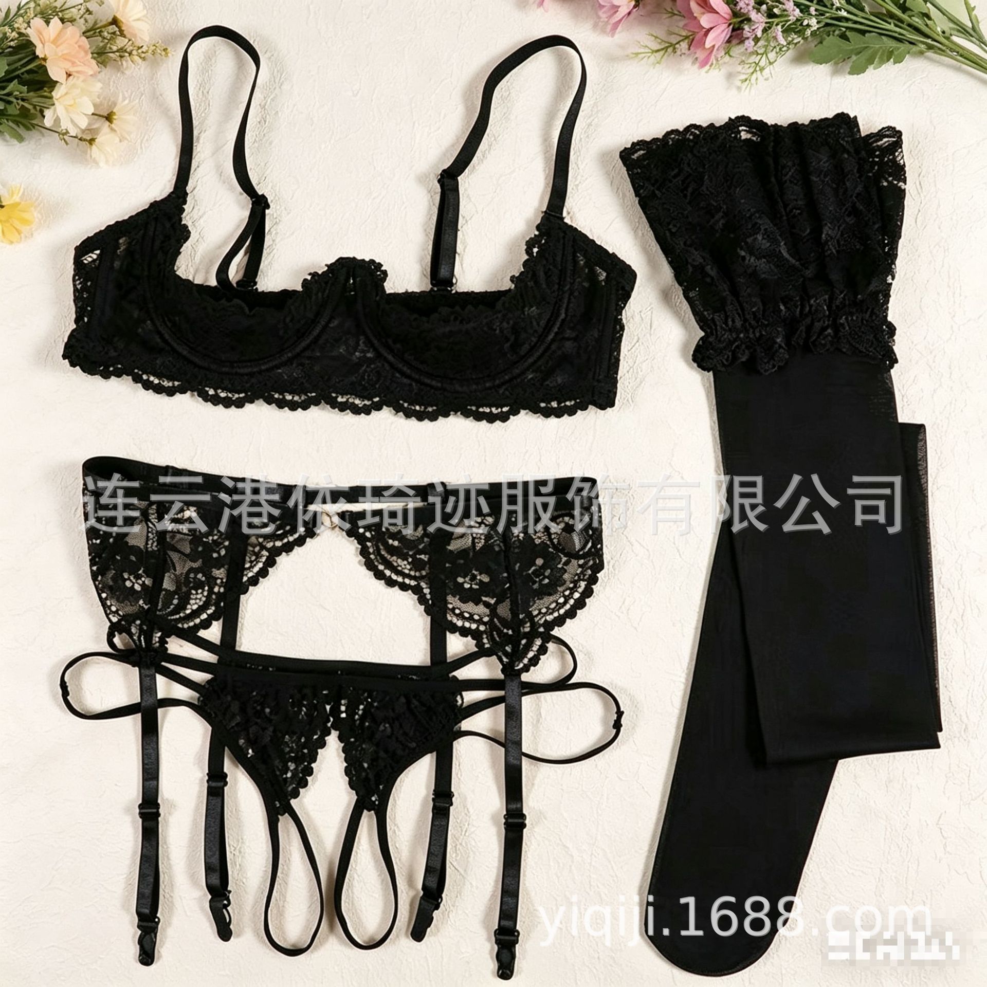 欧美新款吊袜带性感丝袜文胸4件套蕾丝女情趣内衣开裆丁字裤