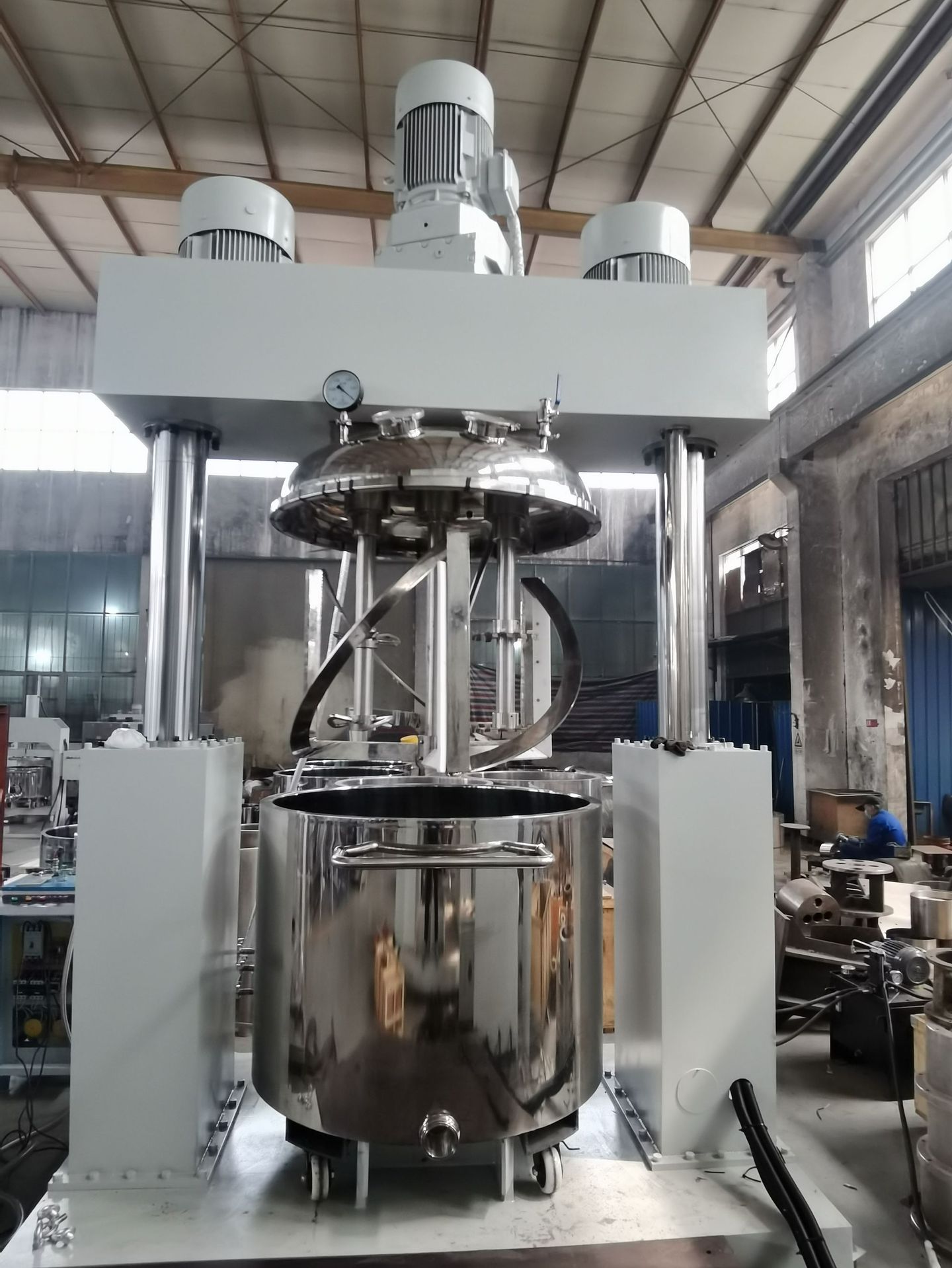 三轴搅拌机