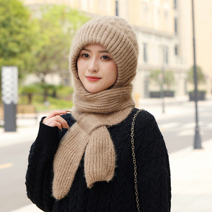 Thick Velvet Hat and Scarf All-In-One Women's Winter Outdoor Warm Woolen Hat Knitted Hat Internet Celebrity Hot Style Wind and Snow Hat