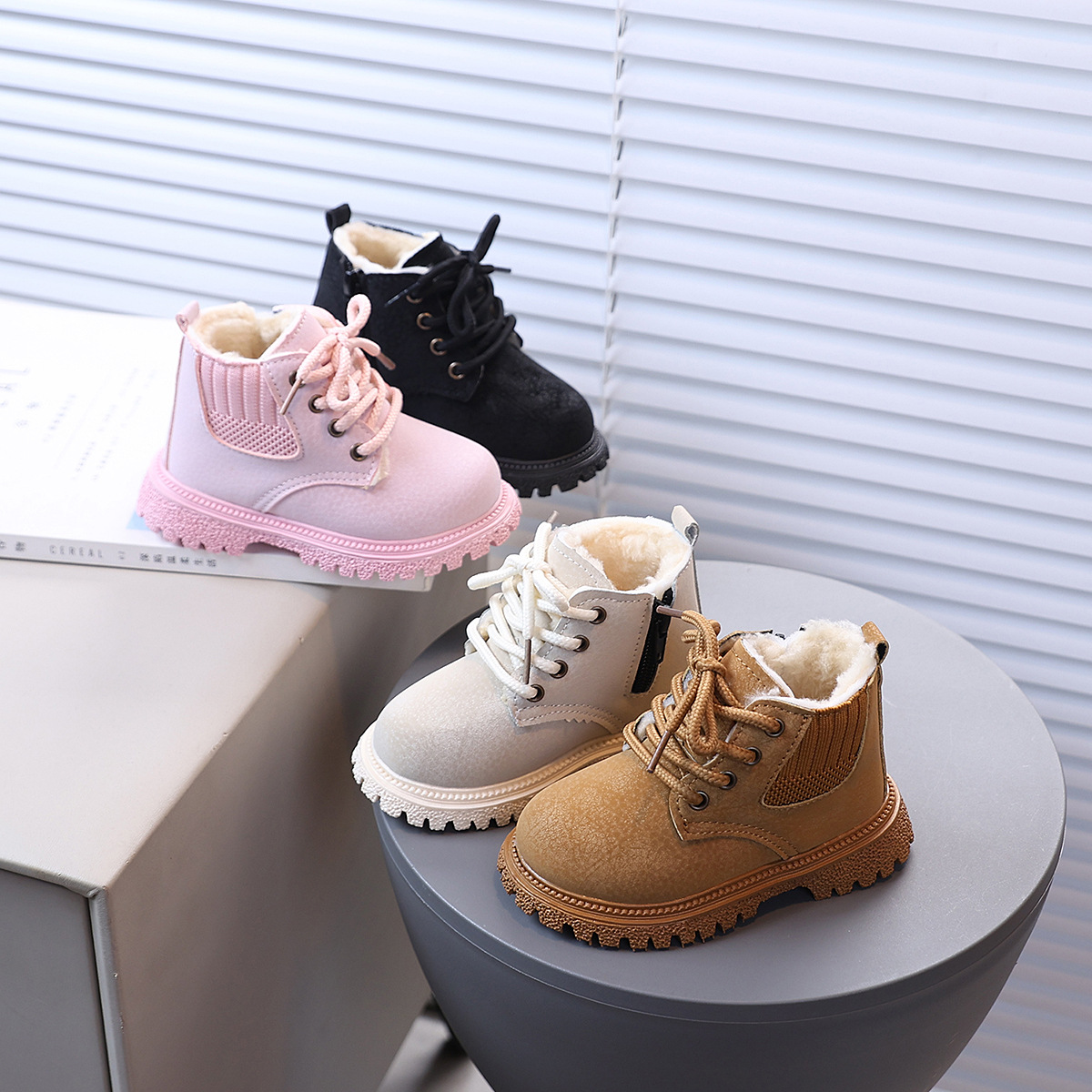 Children's padded Martin boots, new winter model, warm short boots for boys and girls, knitted patchwork baby cotton boots, thick cotton