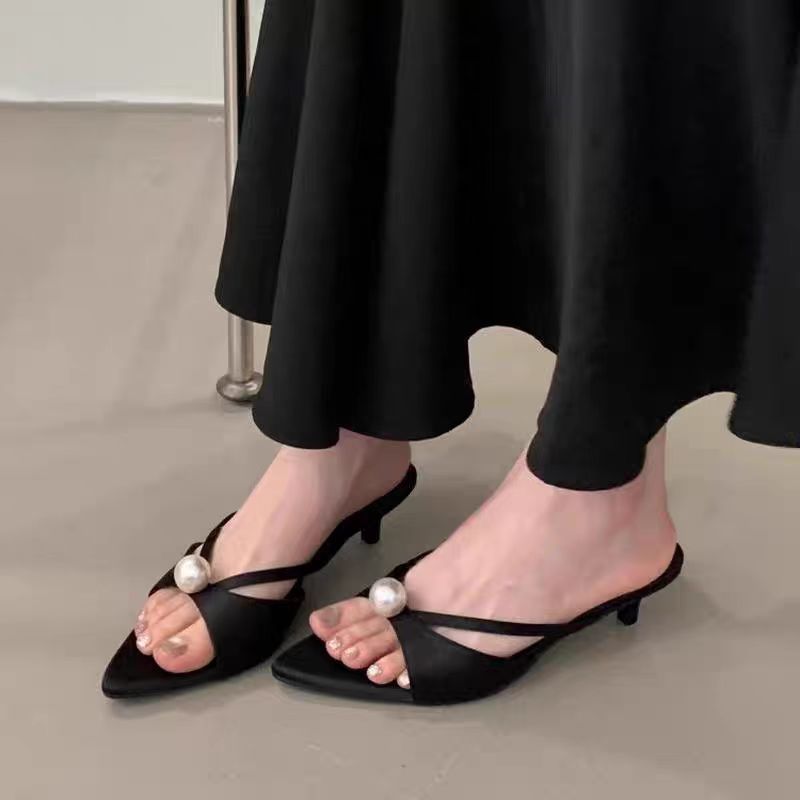 2025 New Summer Fairy-Style Pointed-Toe Pearl Elegant Sweet Artistic Thin-Heeled High-Heel Sandals_vogvips.com