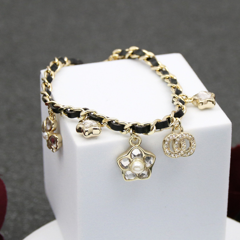 New Xiaoxiang Sister Bracelet for Women, Versatile Double C Letter Four-Leaf Clover Star Versatile Temperament Cross-Border Wholesale