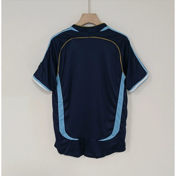 06 Argentina will not print its number away