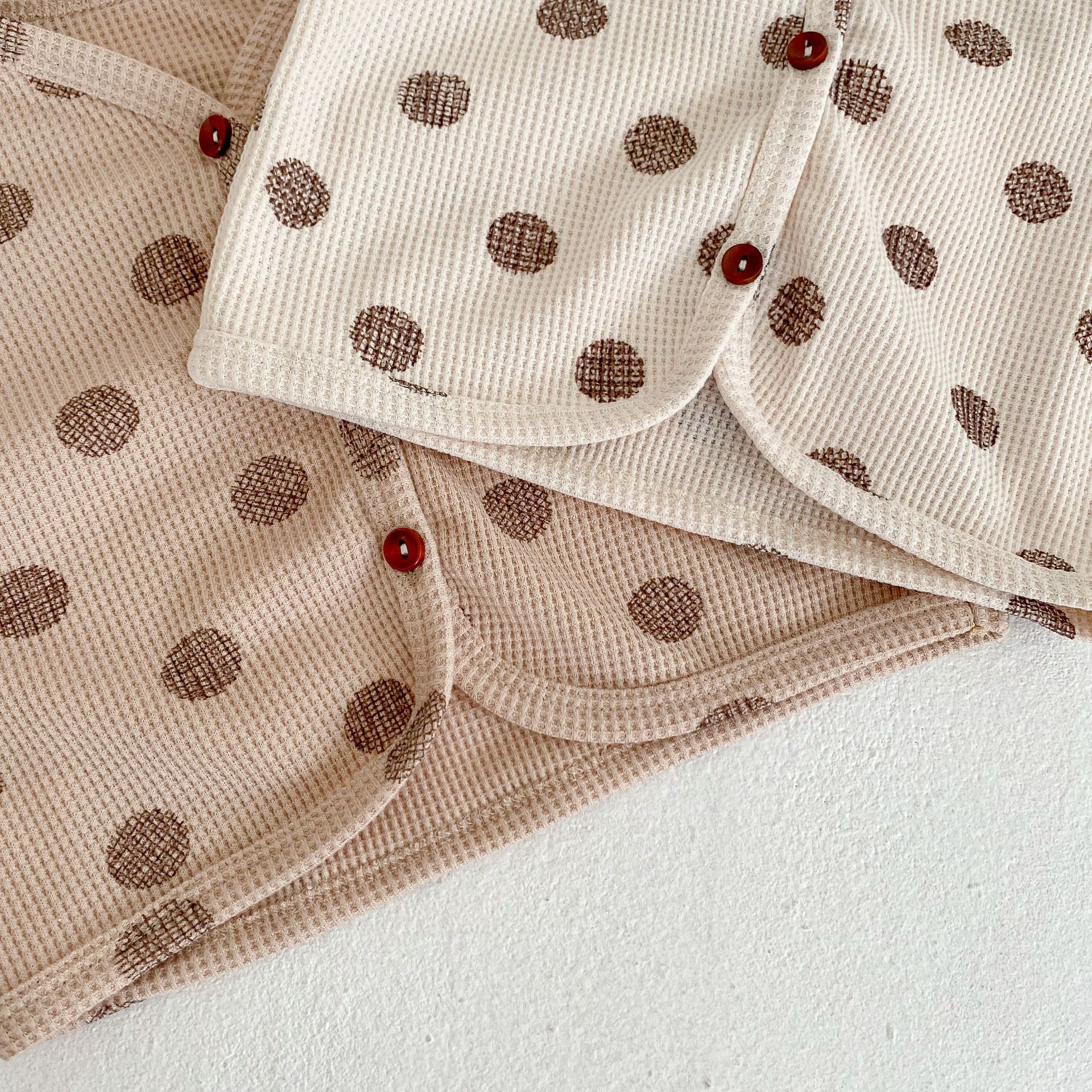 INS2024 Herfst Wafel Dot Print Set voor Jongens Meisjes Baby Top en Broek, Tweedelige Huiskleding_voghion.com