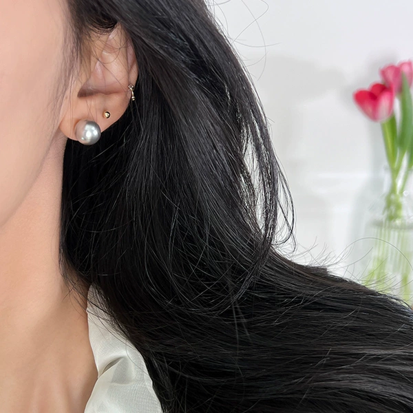 EH0248 (pair of 10mm silver-gray pearls)