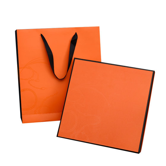 Factory wholesale square cover scarf gift box orange scarf packaging bag gift box LOGO box