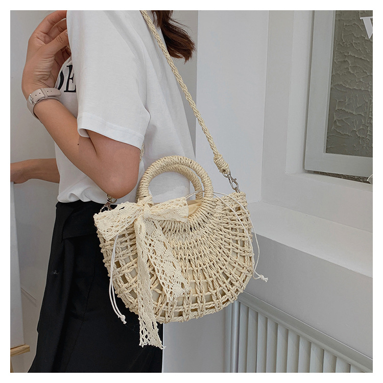 Straw Solid Color Fashion Weave Oval Straw Bag display picture 3