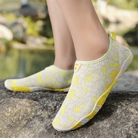 溯溪鞋;骑行鞋;羽毛球鞋