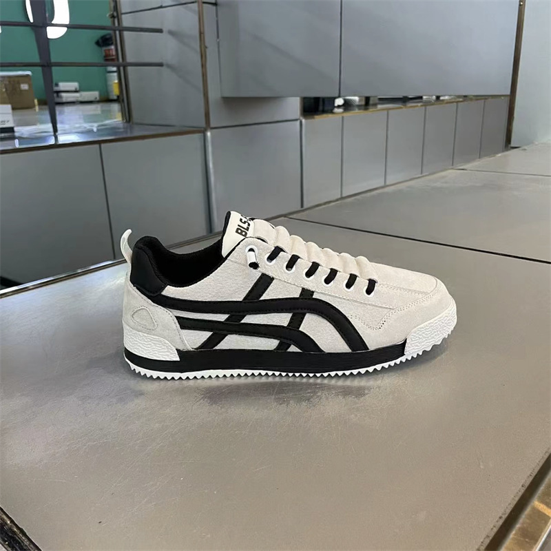 Kuaishou Douyinと同じスタイルの新しい冬のロートップレザー通気性軽量レースアップカジュアルスニーカーファッショナブルなスポーツメンズシューズ|undefined