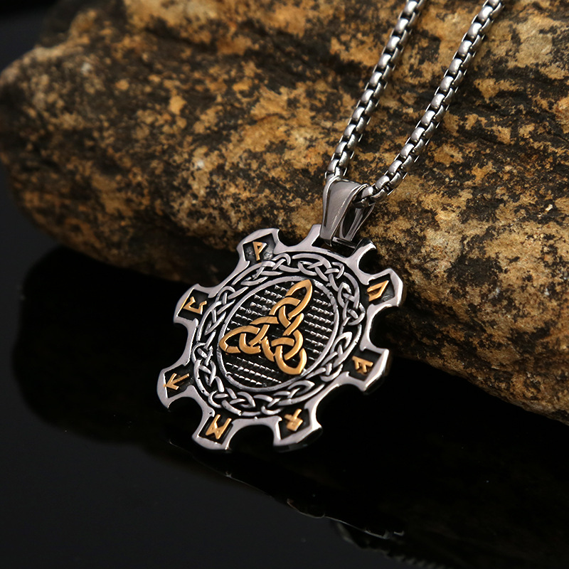 Double sided stainless steel necklace for men's jewelry accessories, non fading triangular teeth rune neck chain pendant_voghion.com