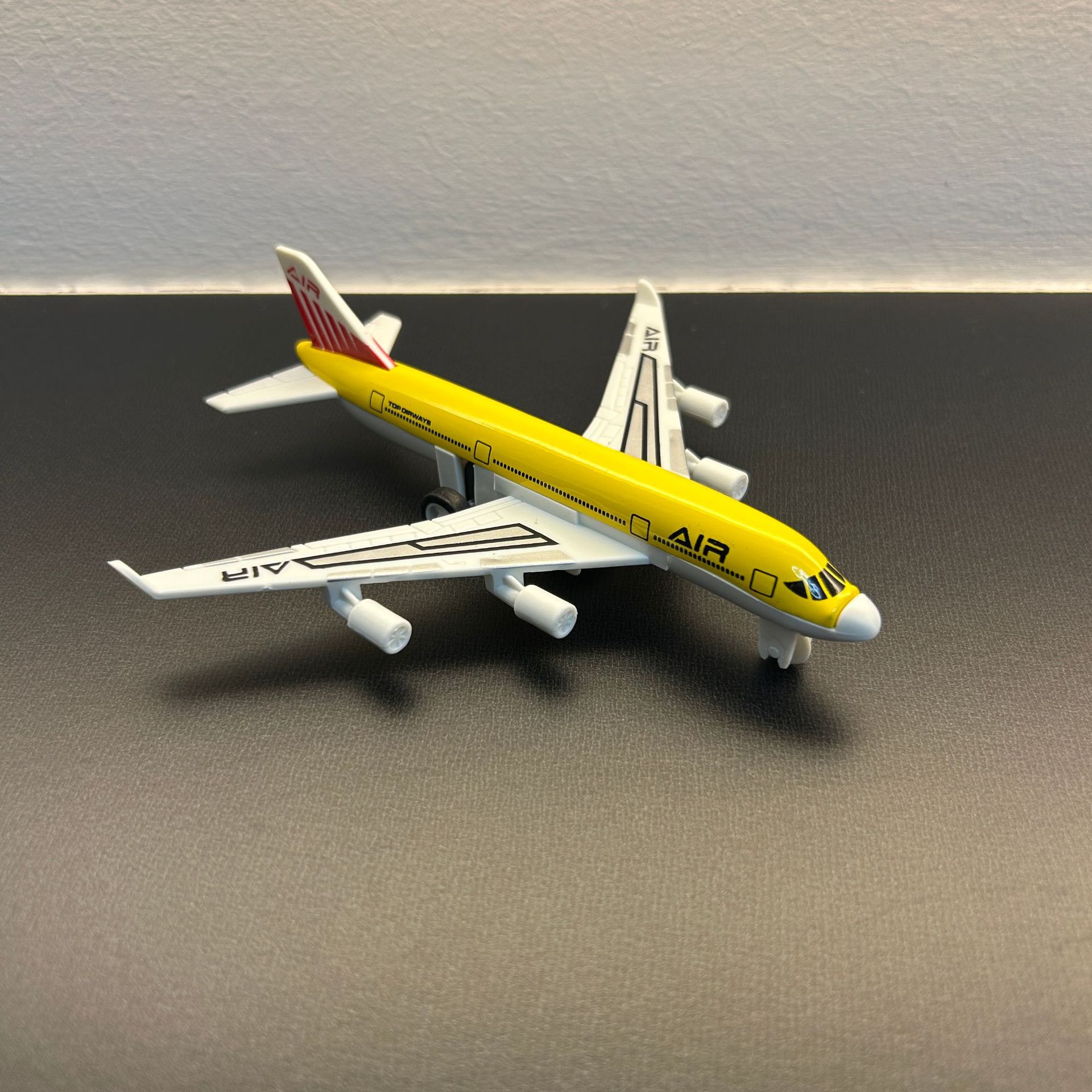 Avión de aleación transfronteriza modelo de aviación simulador de avión de pasajeros autobús aéreo de regreso de avión de pasajeros colecciona juguetes regalos para niños