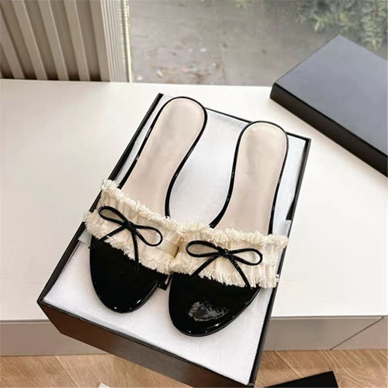 Qadın açıq barmaq stiletto sandalet, yay payı