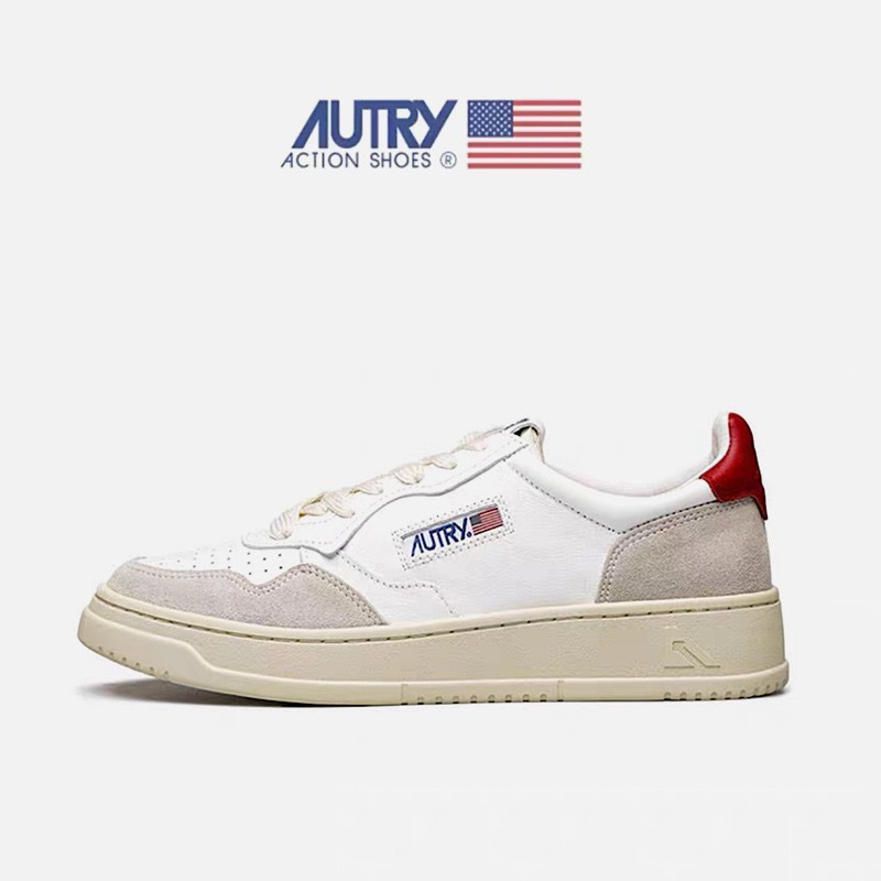 Gray -white red tail