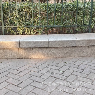 景区公园石头坐凳 定制批发花岗岩石桌石凳 小区异形围树坐凳