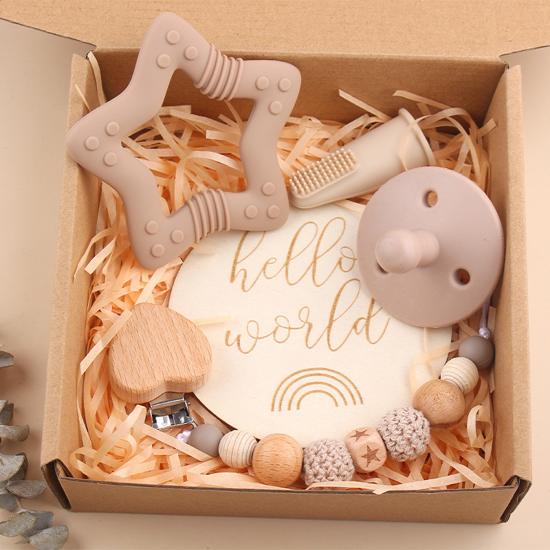 Nuevo bebé dibujos animados penta-planta de hayaja goma de bambú arco correa de cabello calmante tetina cadena set de cinco piezas