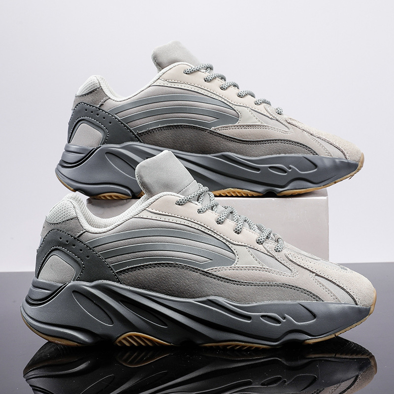 Coconut shoes moon landing 700 couples running sneaker men's light bottom leather breathable casual dad shoes wholesale