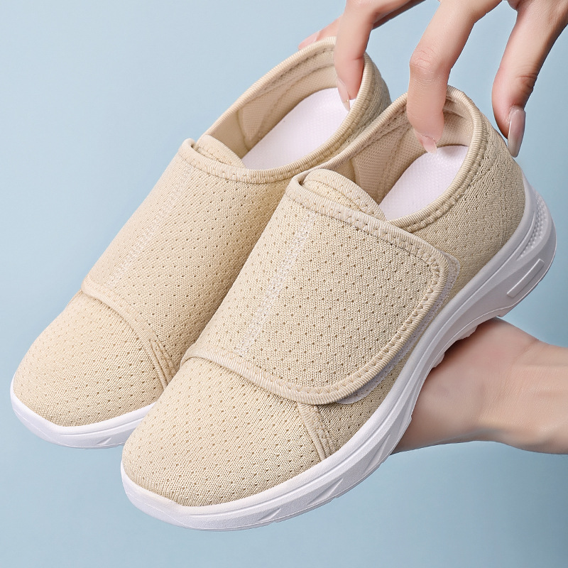 Zapatos mujer todo-fósforo verano nuevo estilo cómodo zapatos de madre Velcro ligero zapatos casuales zapatos de mujer suela suave sin pies cansados