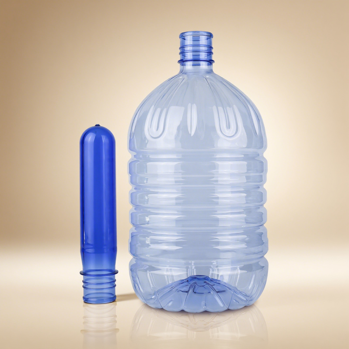 Ventas directas de 55 calibre cinco galones botellas PET en blanco de grado alimenticio nuevo material desechable de agua potable en blanco de alta transparencia