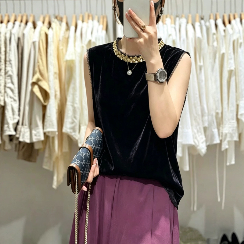 Silk Velvet Top with Beaded Lace Neckline, Hollow-Out Lace Back, Ruffled Hem Design, Sleeveless Shirt for Summer Silk Velvet Top with Beaded Lace Neckline, Hollow-Out Lace Back, Ruffled Hem Design, Sleeveless Shirt for Summer