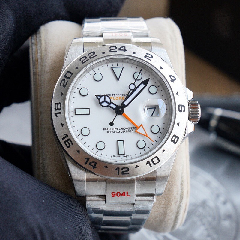 Direct from the manufacturer: Laojia Explorer Series 2, a fully automatic mechanical GMT watch with dual time zones, waterproof, and made of stainless steel, suitable for business wear Direct from the manufacturer: Laojia Explorer Series 2, a fully automatic mechanical GMT watch with dual time zones, waterproof, and made of stainless steel, suitable for business wear