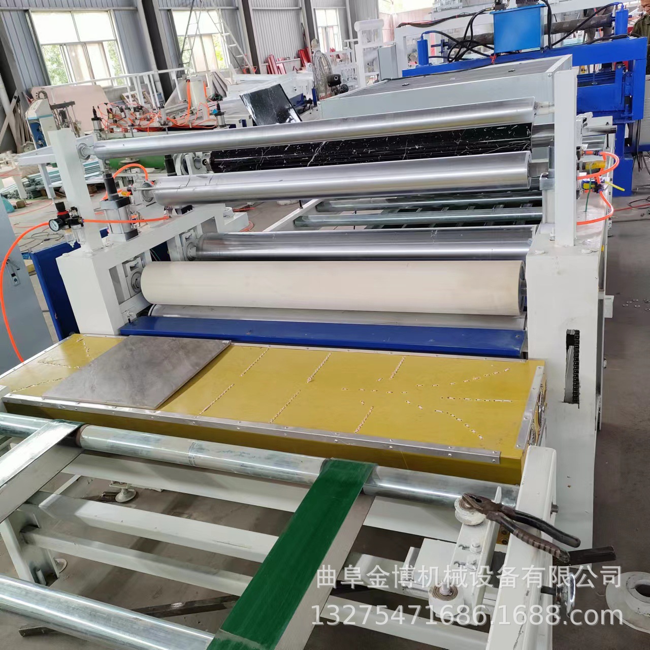 冷胶贴面机 高配置,金属板覆膜机