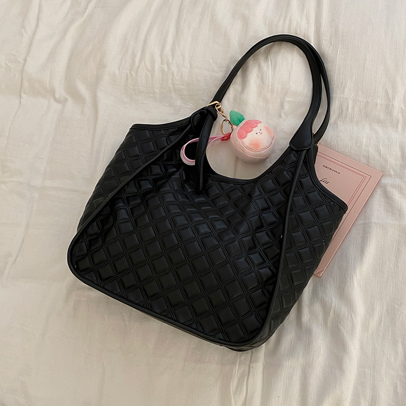 Black+pendant  + ¥3.00 