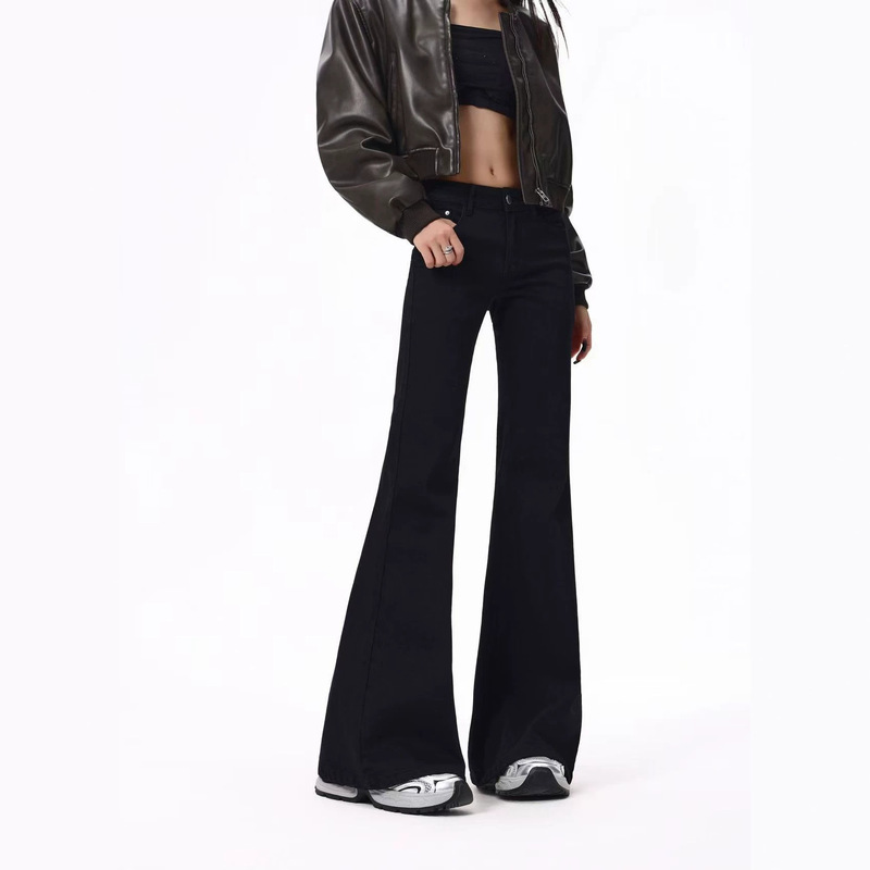 Black low-rise flared jeans for women, stretchy, slimming, height-enhancing, retro wide-leg floor-length bell-bottom pants Black low-rise flared jeans for women, stretchy, slimming, height-enhancing, retro wide-leg floor-length bell-bottom pants