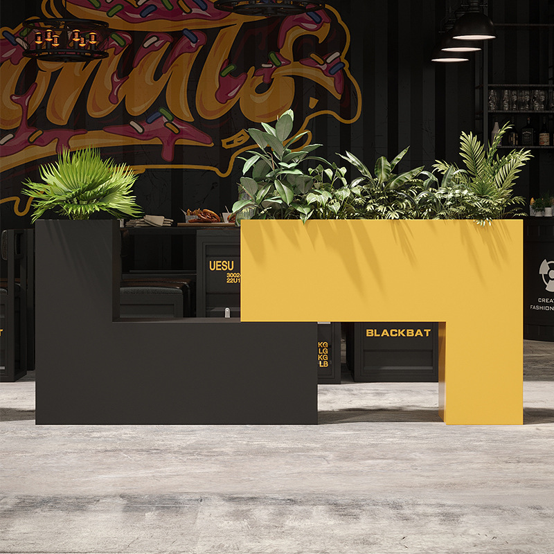 Caja de ventilación industrial cama de flores combinación de hierro forjado red al aire libre paisaje urbano departamento de ventas edificio de oficinas de calle comercial