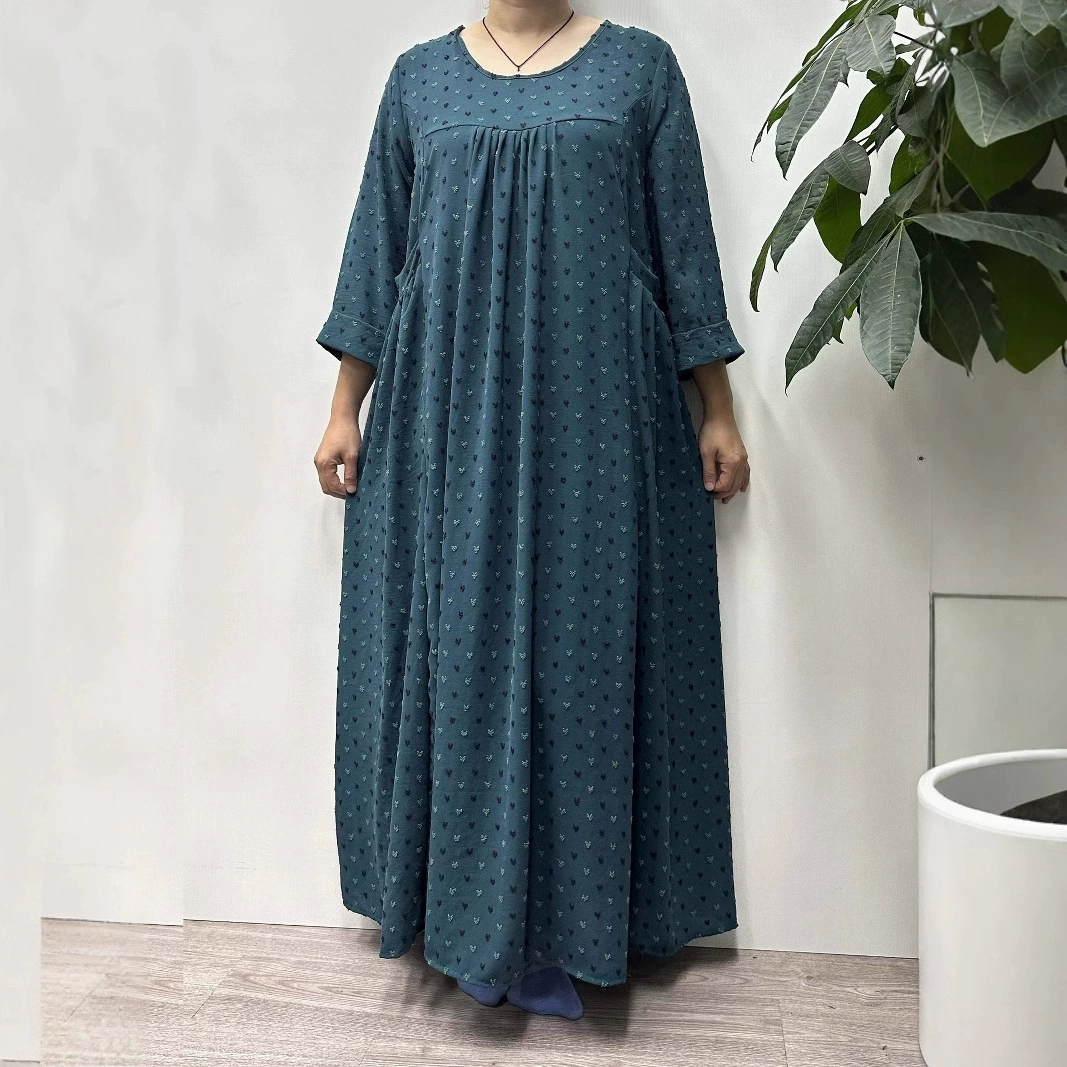 Fashionable dress with pockets