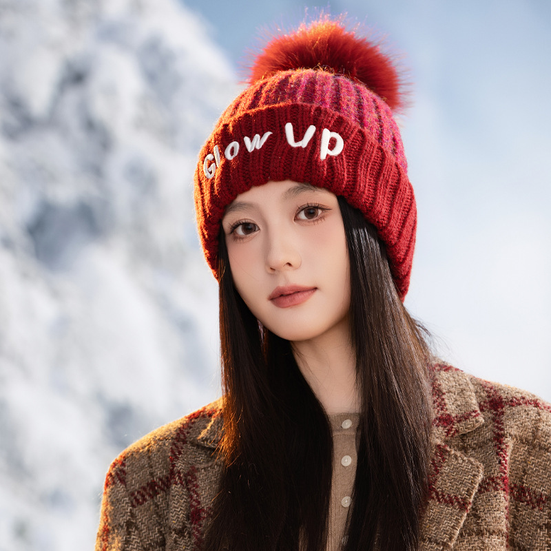 Gorro de lana de punto con bordado de letras inglesas, versátil, bonito y cálido, ideal para otoño e invierno. Con pompón. Estilo coreano._voghion.com