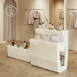 其他成套家具;其他家具;折叠凳