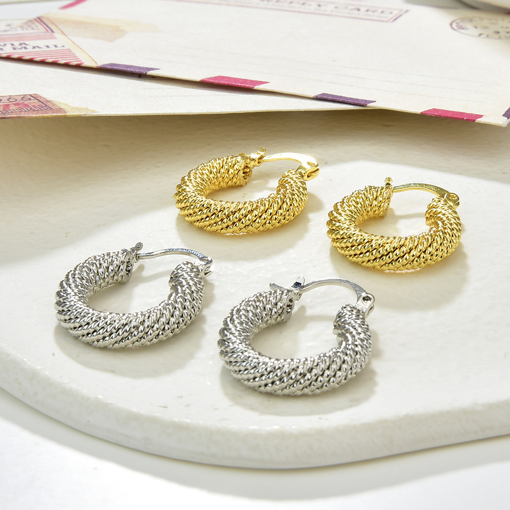10g Weight 0.03µm-0.05µm Gold Plating Thickness Geometric Twist Metal Copper Retro Exaggerated Fashion Earrings
