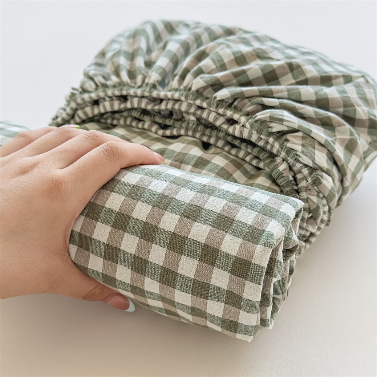 100% de algodón teñido de algodón lavado con agua una sola cama de tres piezas con estera protectora, cubierta de cubierta sucia para estudiantes