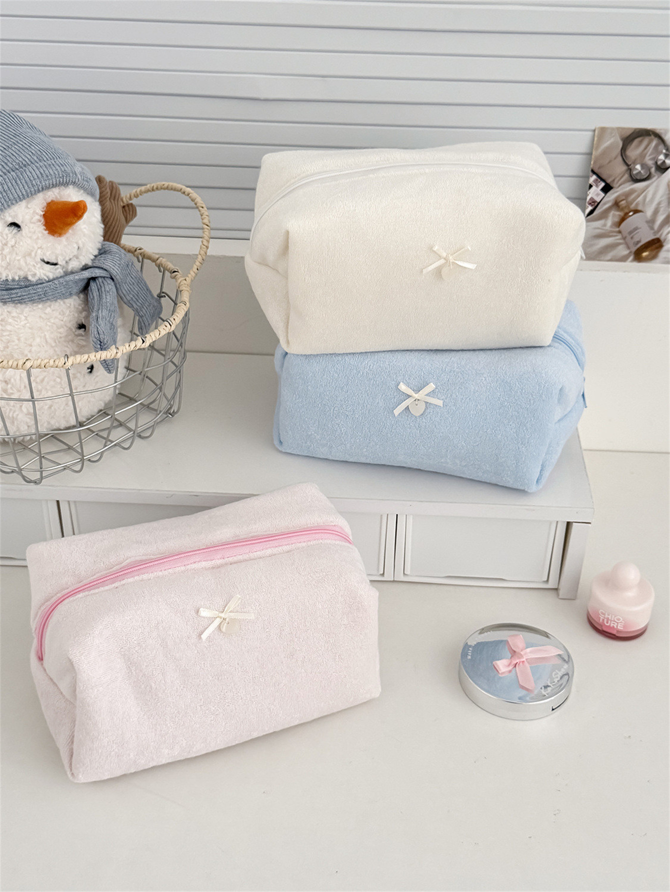 Brand solid color towel