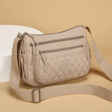 斜挎包包女新款百搭单肩包时尚菱格绣线休闲简约大容量尼龙布女包