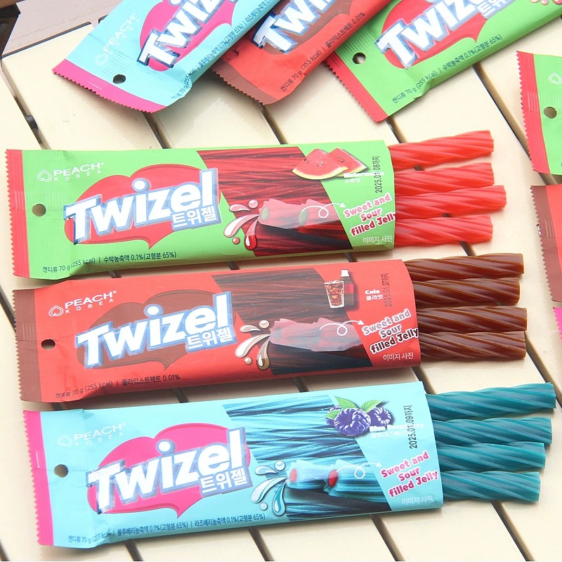 Южная Корея импортировала YEM сэндвич-спираль длинная помадка 70 г колы черника со вкусом twizel повседневные конфеты