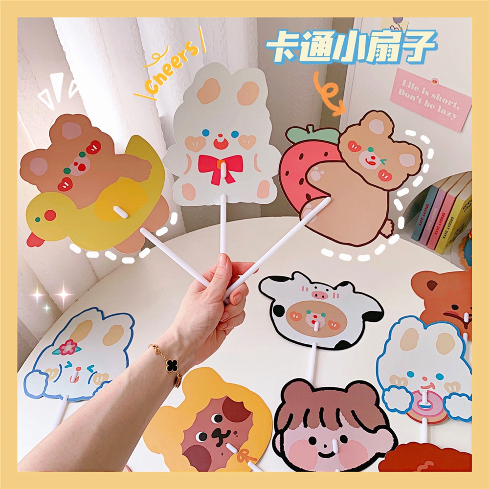 Japonés lindo oso conejito de dibujos animados ventilador niños estudiante de mano en forma de pequeño ventilador estudiante regalo pequeño ventilador redondo