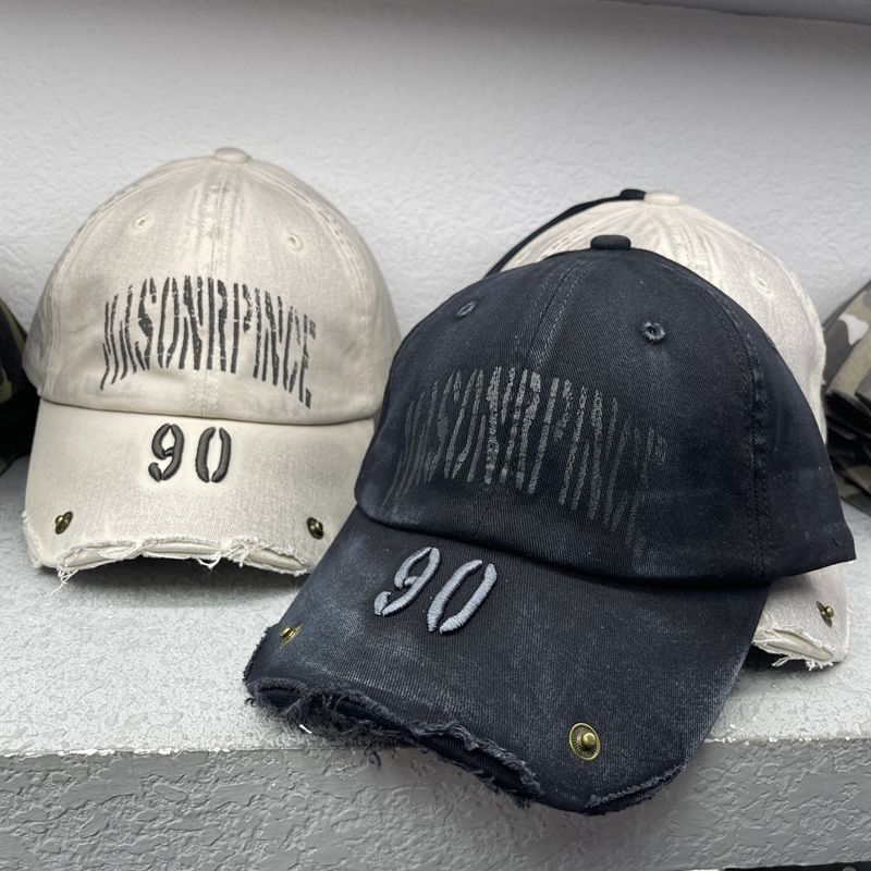 90 メタルアメリカンレトロ古い穴デニム野球帽女性のための 2025 新しいトレンディなブランド刺繍文字サンハット|undefined