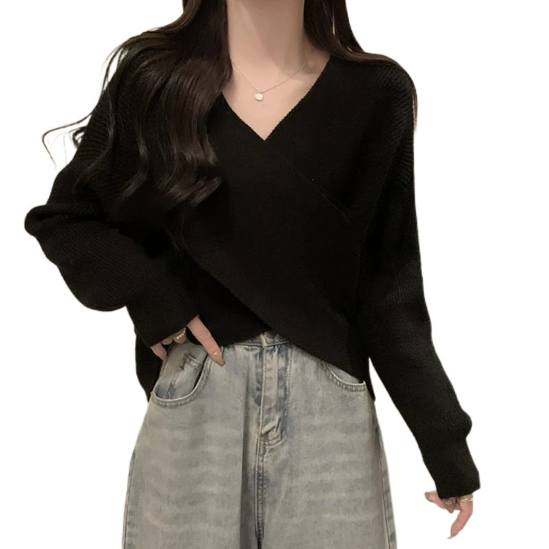 Knitted fitted base body-friendly sweater, plus size, V-neckline