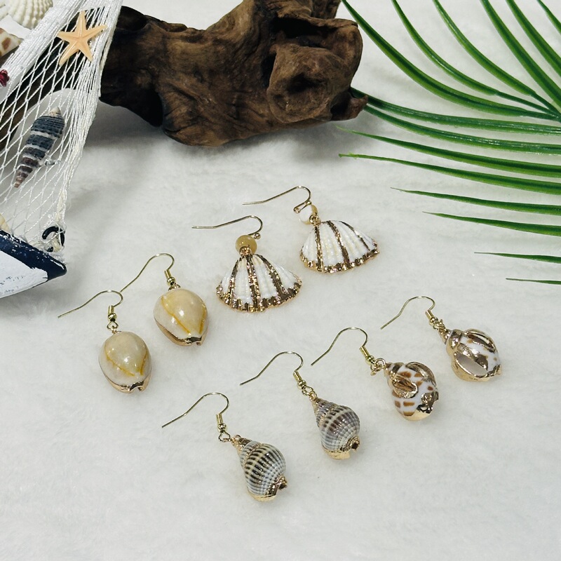 Europe and the United States cross-border jewelry natural shell conch earrings major platforms best selling seaside holiday photo punch card preferred