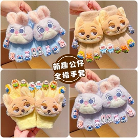 项链;发夹;耳环