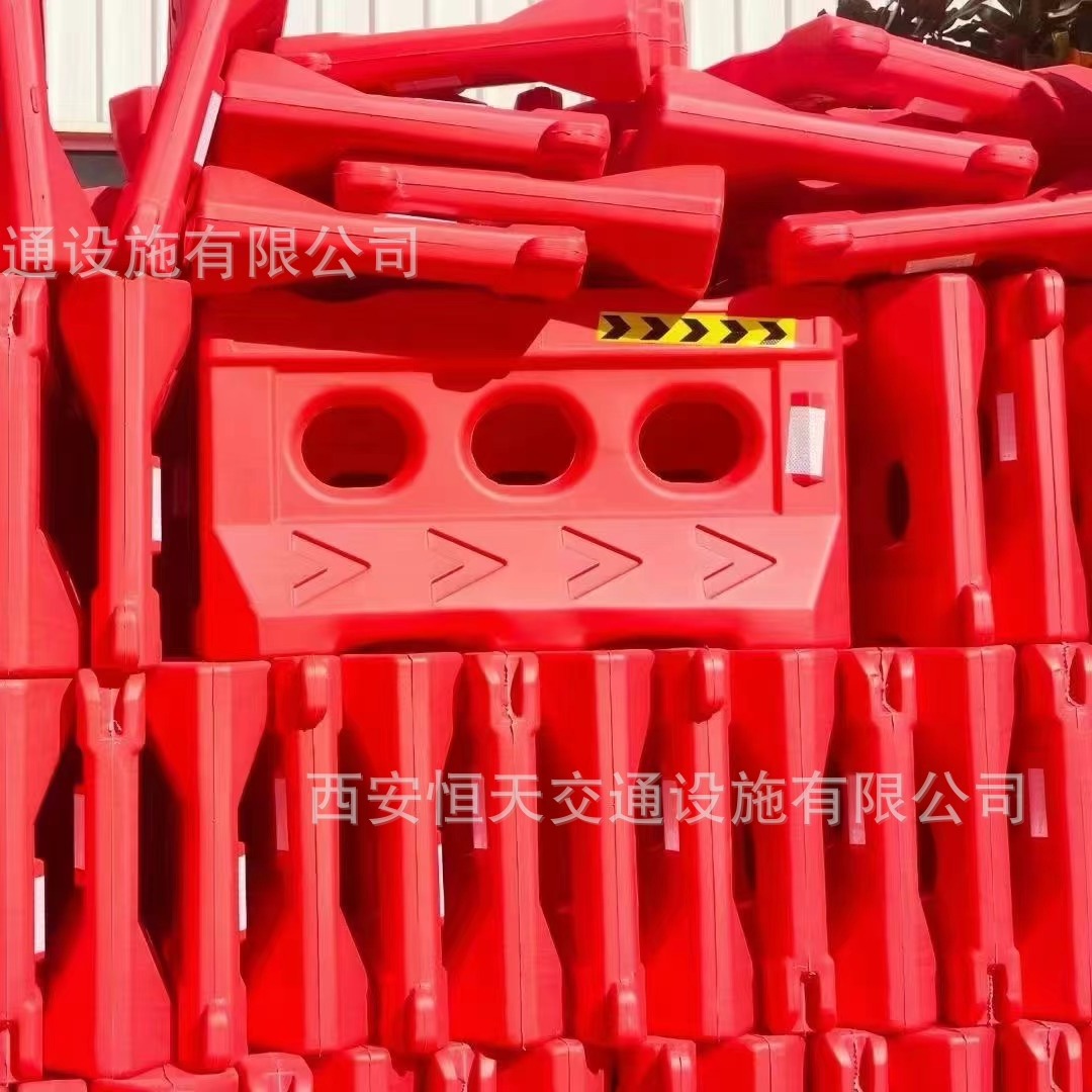 メーカー直販恒天衝突防止桶プラスチック水馬プラスチック隔離脚道路衝突防止分流桶交通施設