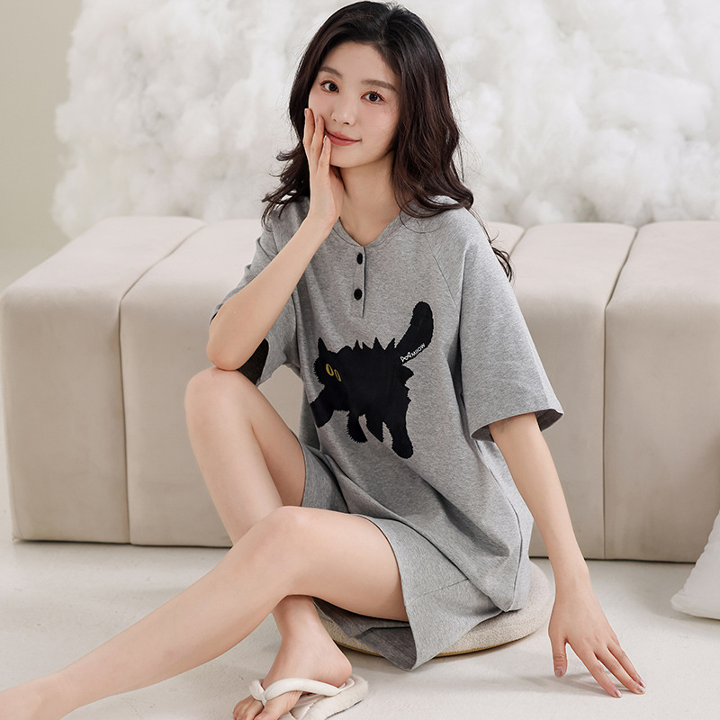 Pijamas con almohadillas para el pecho Pantalones cortos de manga corta con cuello redondo de algodón de verano para mujer 2025 nuevo traje de servicio a domicilio gris
