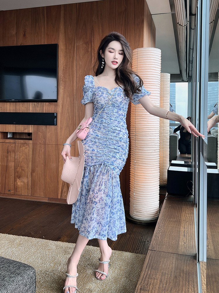 Váy đuôi cá nữ tay bồng họa tiết hoa Pháp màu xanh — màu xanh