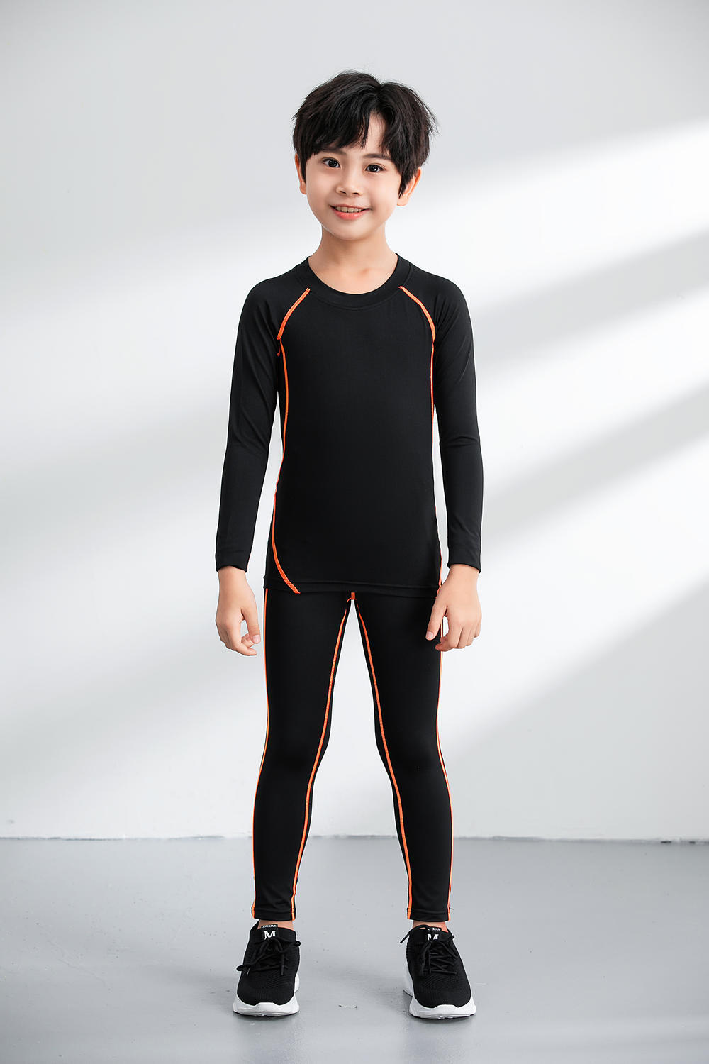 Niños de mangas largas traje de camiseta de fútbol de baloncesto ropa de fitness se puede imprimir 310 con lana se puede usar fuera