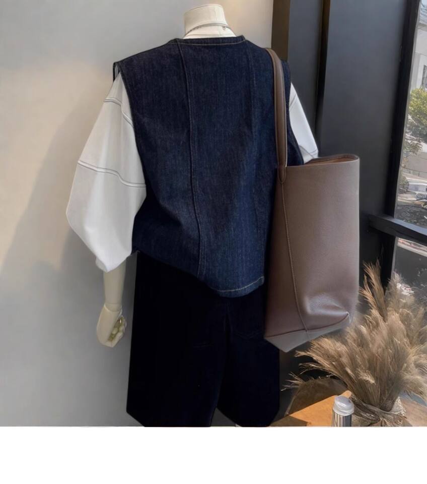 Áo vest denim nữ không tay phối lớp phong cách retro, dáng ôm, dài 50–65 cm — màu xanh đậm chi tiết 3